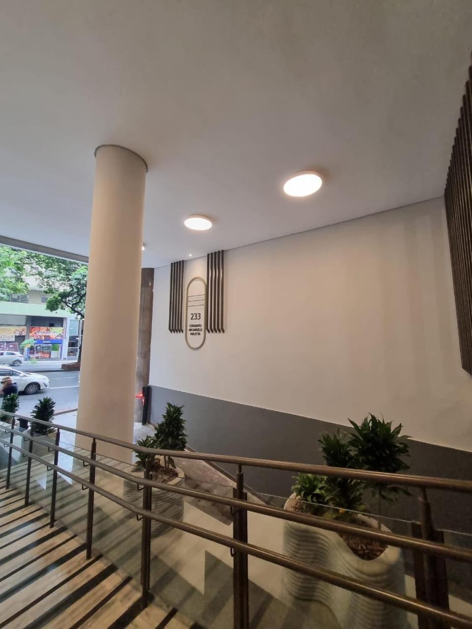 Comodidade E Seguranca No Centro Belo Horizonte Bagian luar foto